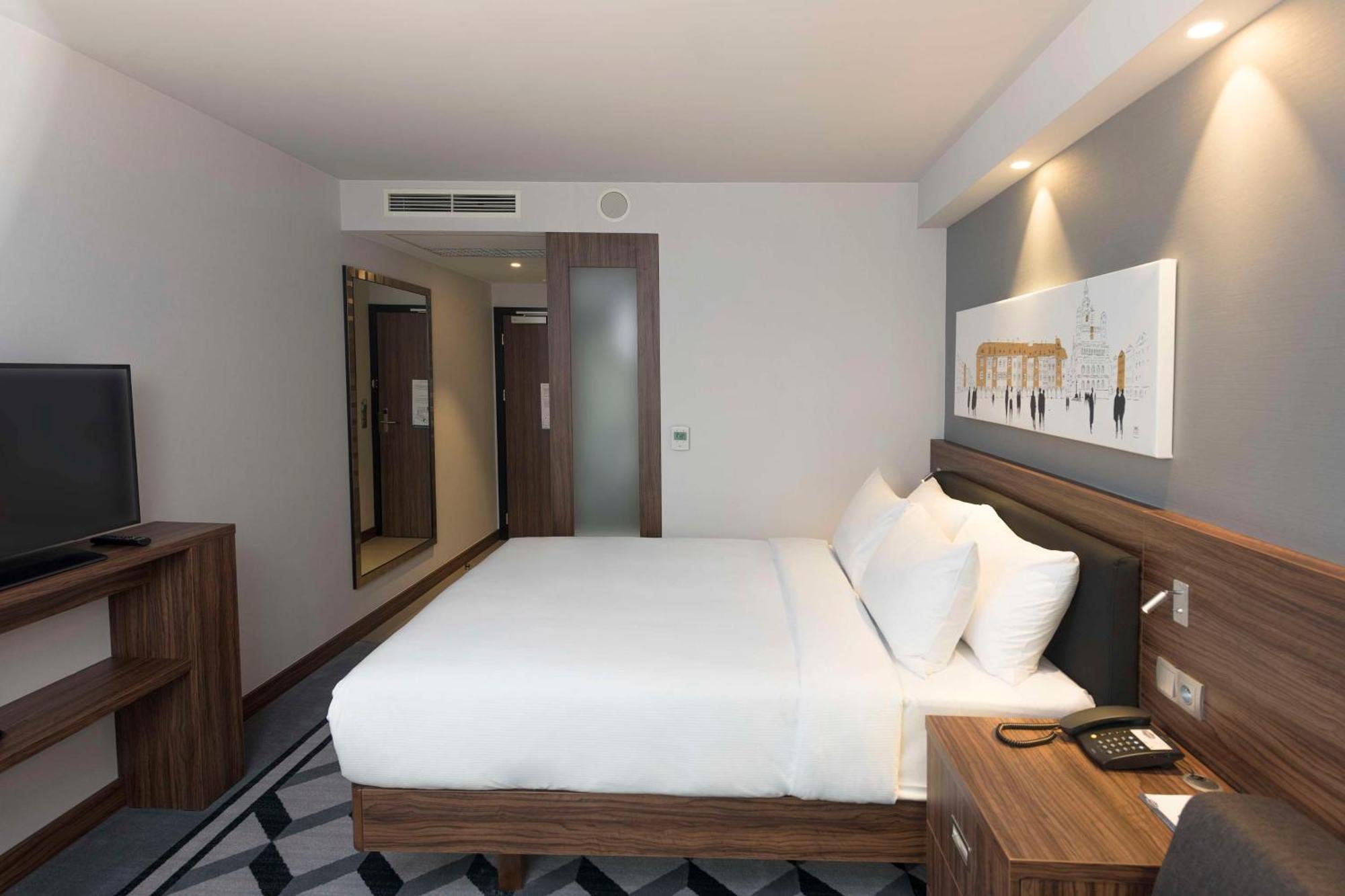 Hampton By Hilton Old Town 3* Poznan